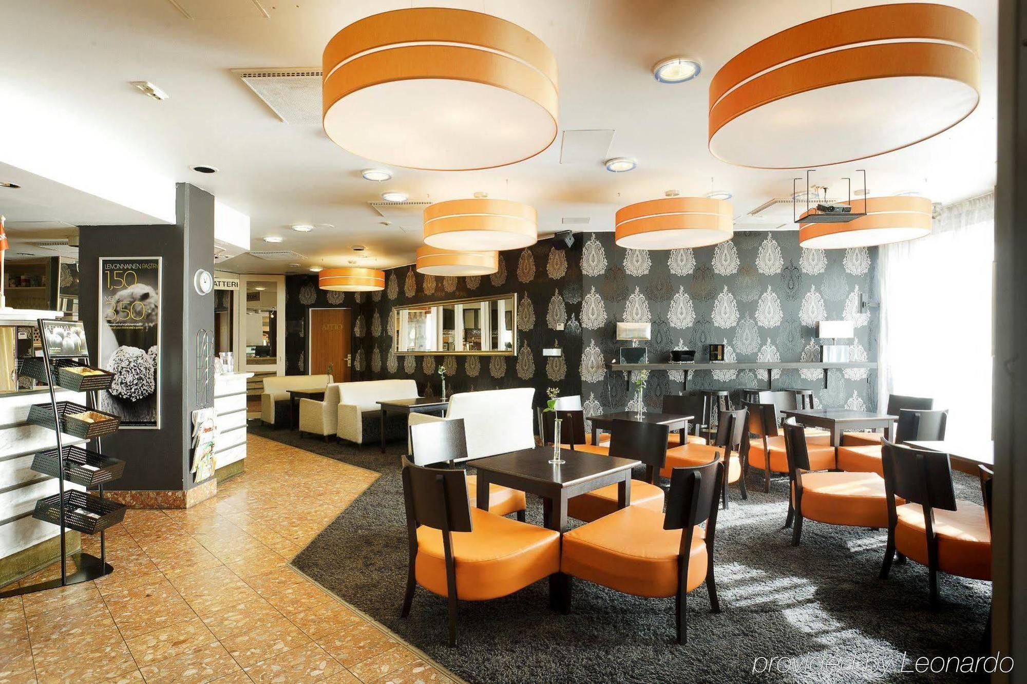 Teatterihotelli Riihimaeki Restauracja zdjęcie